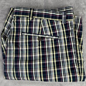 Cutter & Buck Shorts Mens 40T Navy Blue Plaid Flat Front 100% Cotton Casual Golf